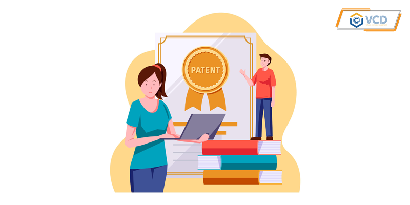 Can a revoked copyright and related rights examiner's license be reissued